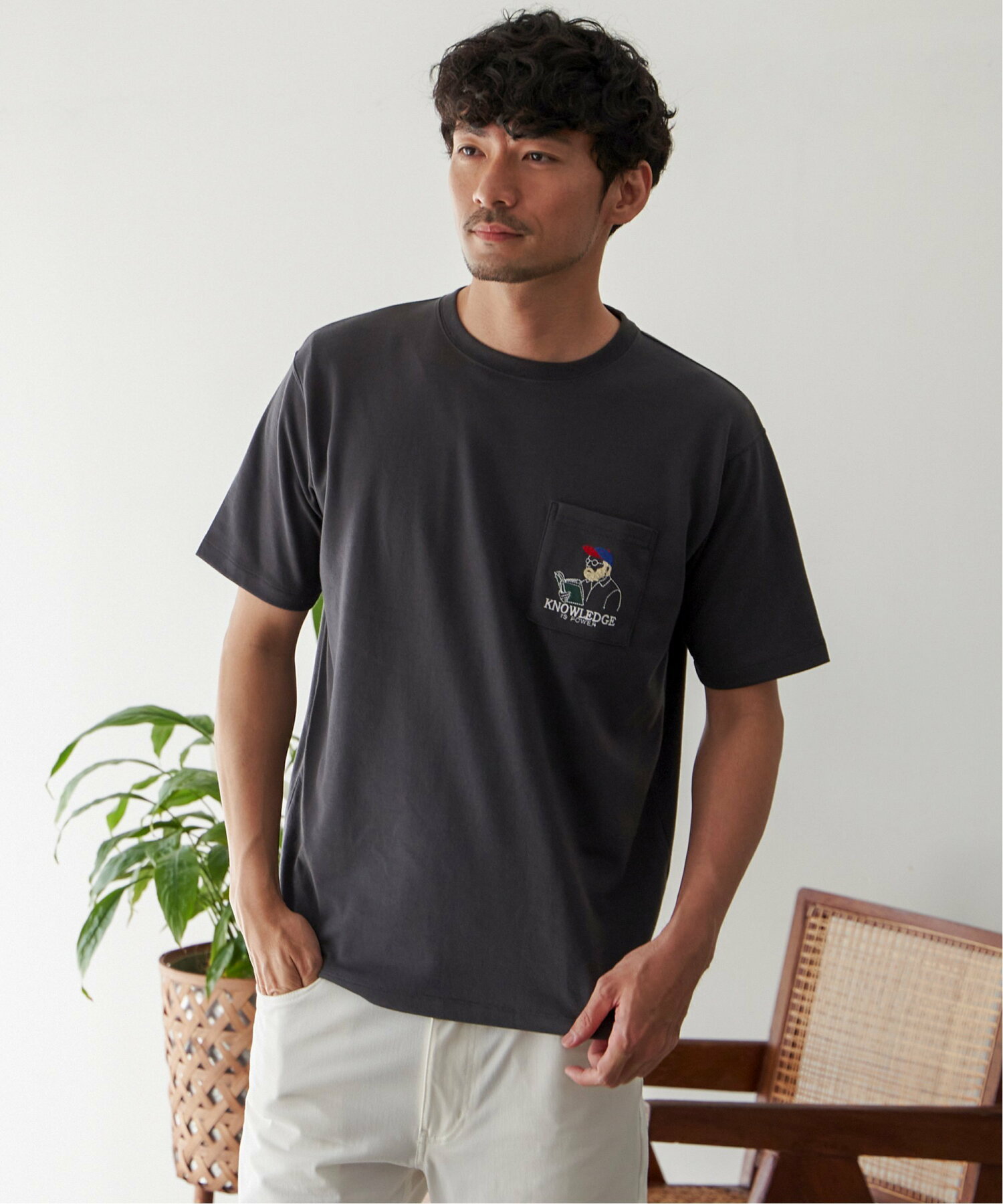 ブックマンサガラ刺繍ポケTシャツ